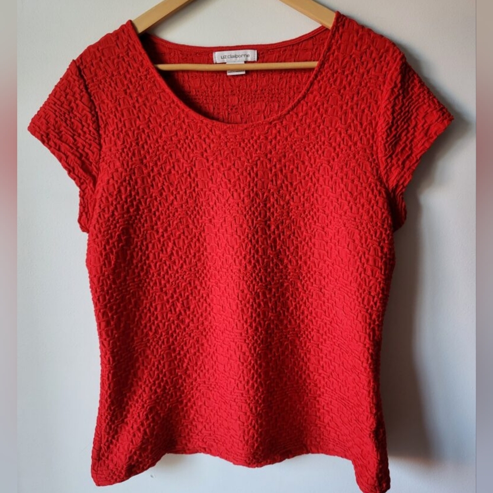 LIZ CLAIBORNE Red Textured Top